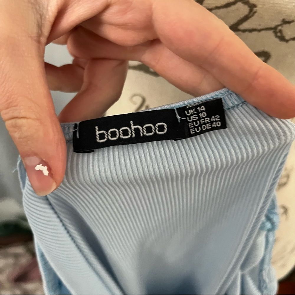Boohoo - Picture 2 of 3